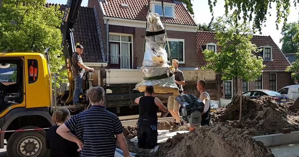 Oorlogsmonument weer terug op plek in Delden
