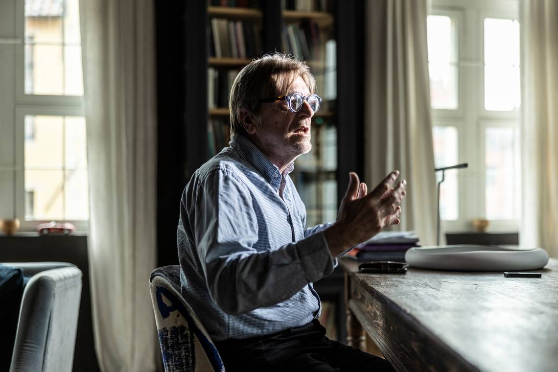 Zo wil Guy Verhofstadt forse erfenissen echt aanpakken: Joël De Ceulaer las zijn nieuwe boek