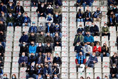 Pro League verstrengt regels in onze stadions: bubbels van maximum 4 personen en compartimenten gehalveerd naar 200 fans