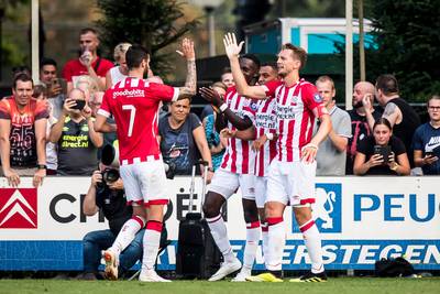 PSV swingt aan het slot en droogt Olympiakos af