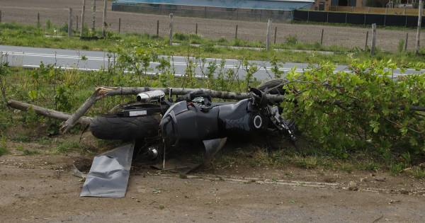 Motorrijder gewond na glijpartij in Haps