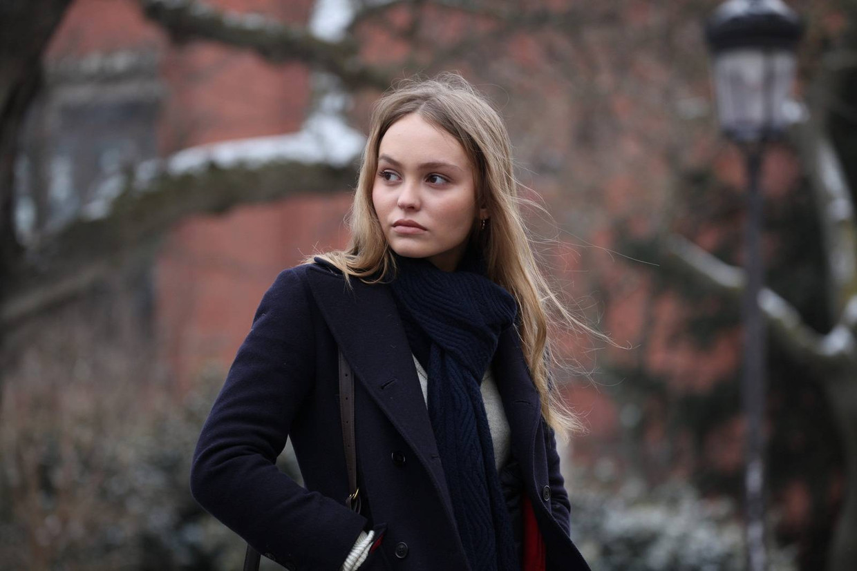 Femme Fatale In De Dop Lily Rose Depp Ik Vind Het Makkelijker Om
