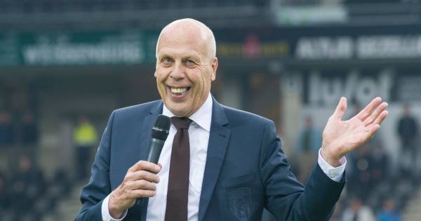 Bijzondere onderscheidingen voor Heracles-voorzitter Jan Smit tijdens afscheid - De Stentor