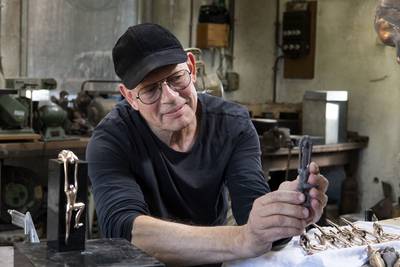 Anton maakt kunst als dank voor donornier: ‘Het is het grootste geschenk dat je kunt ontvangen’