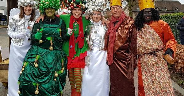 Een stijgende lijn bij optocht in Vinkel | Den Bosch, Vught - BD.nl