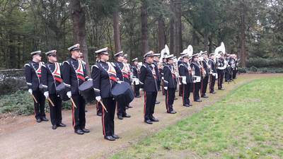 Apollo Goor begint eeuwfeest op kerkhof