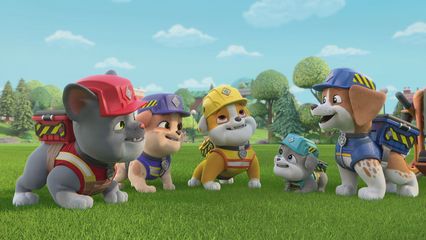 4. De crew bouwt bibliotheekschattunnels & De crew bouwt een supersnackautomaat.