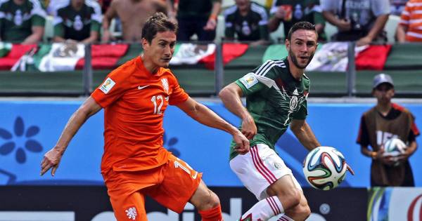 Verhaegh Stond Op Het Wk Maar Kan Thuis In Vught In Alle Rust Over Straat Ik Hoef Niet In De Picture Te Staan Nederlands Voetbal Ad Nl