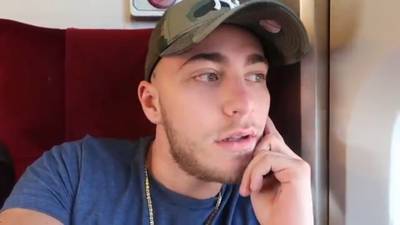 Vlogger Snapking (22) de cel in voor verspreiden kinderporno