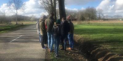 Verslagenheid in Drents dorp: ongeluk treft vier jongens uit dezelfde familie
