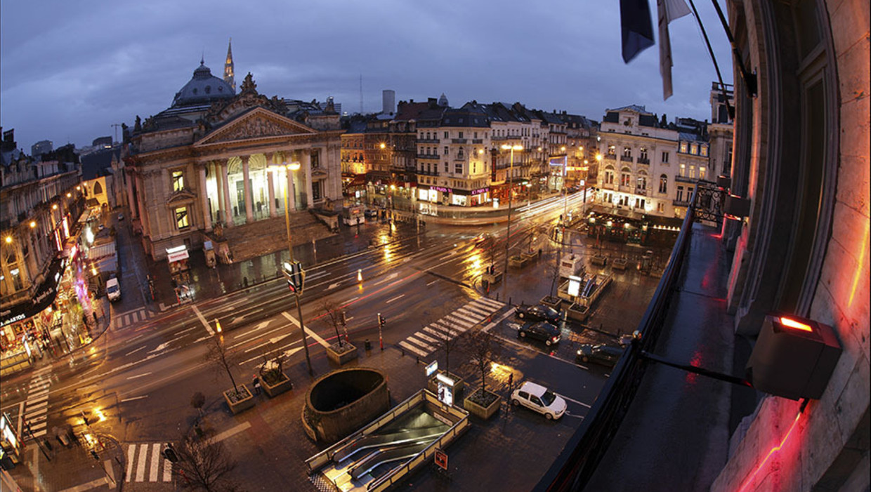 Galapagos viert voort op dalende beurs | De Morgen