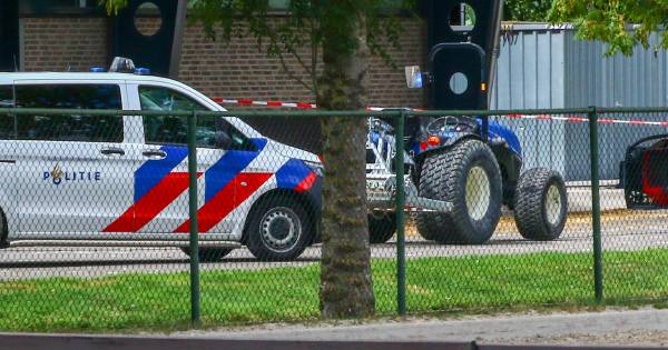 Man raakt zwaargewond bij ongeval met shovel.