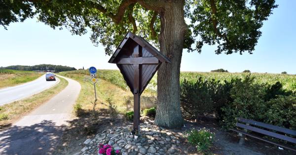 Vernieling landkruis Albergen: dit spant de kroon