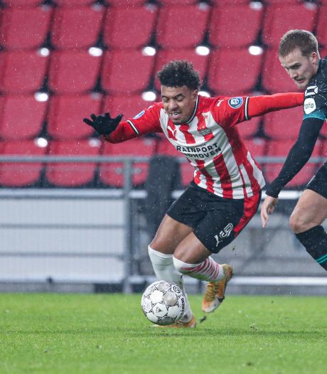 Samenvatting | PSV pakt dankzij twee goals van Zahavi punt in boeiende topper met Ajax | Ajax ...