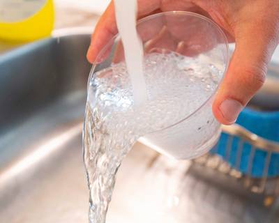 L’eau fluorée présenterait un danger pour les femmes enceintes et les nourrissons