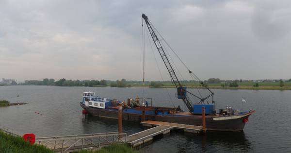 Passantensteiger Andels strandje krijgt onderhoudsbeurt
