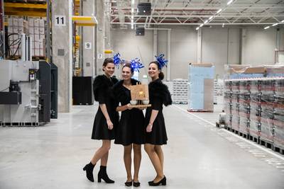 Champagne en kokoskoeken: Lidl’s grootste is open in Oosterhout