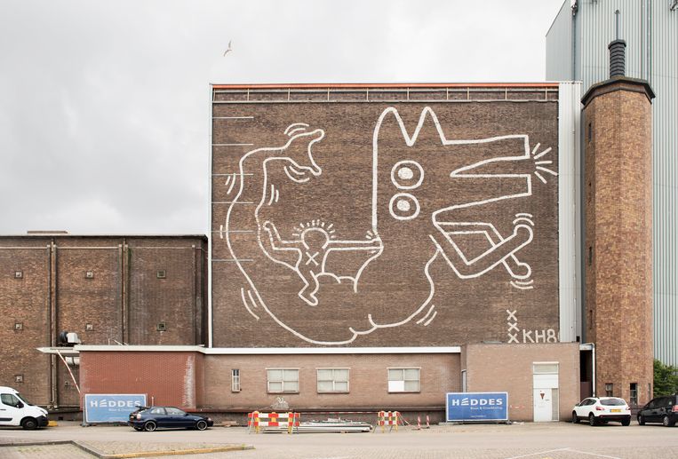 Gigantisch Amsterdams fantasiemonster van Keith Haring wordt opgeknapt
