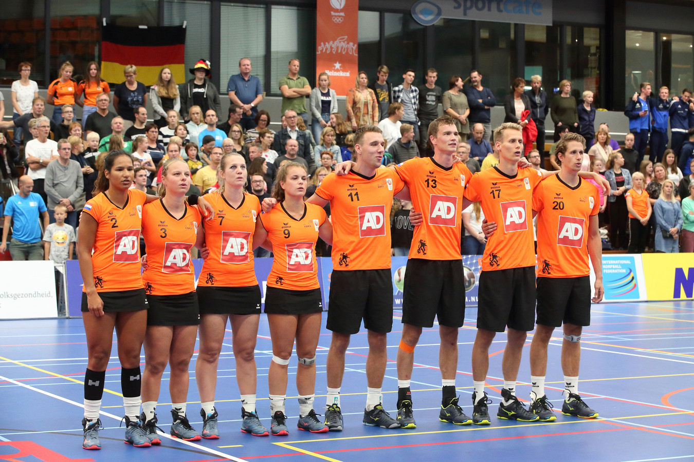 Korfballers verpulveren Duitsland in EK-finale | Foto | AD.nl