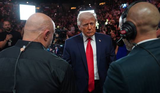 Historicus Don Watson: ‘Dé vraag is: zijn Amerikanen nog wel bereid om de democratie te verdedigen?’