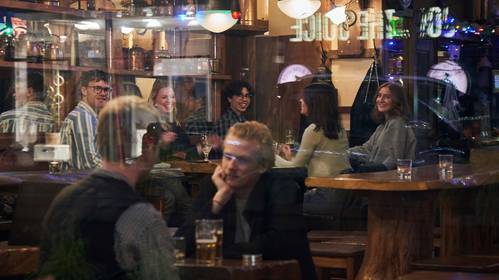 In Zweden drinken ze nog rustig een pintje op café