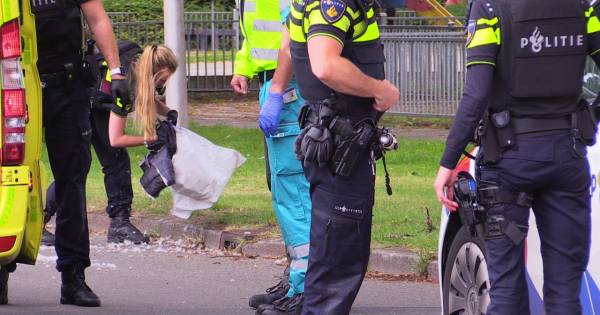 Politie arresteert inzittenden van auto na schietpartij bij basisschool in Enschede.
