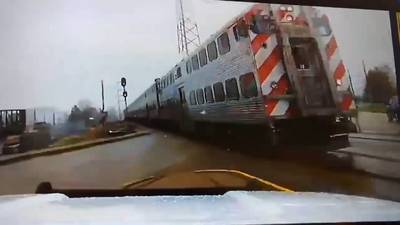 Amerikaanse agent heeft alle geluk van de wereld en mist trein rakelings