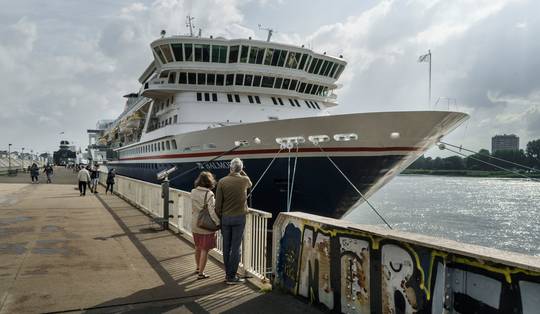 Steeds meer cruiseschepen leggen aan in Antwerpen en daar is niet iedereen blij mee: ‘We verdienen er als stad heel weinig aan’