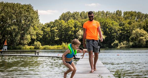 Badmeester strandbad Nuenen is liever geen ‘corona-politie'.