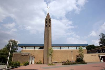 Politie onderzoekt inbraak bij Edese kerken