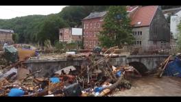 Alain Remue over de hel in Pepinster: "Onder die hopen afval konden ...