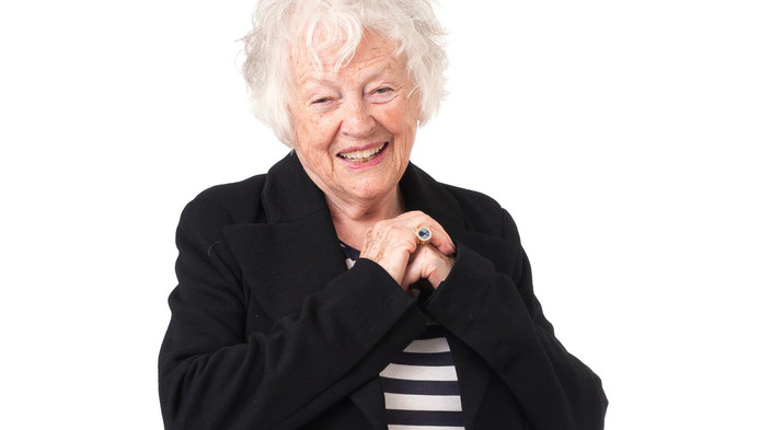 Oudere vrouwen ontvangen