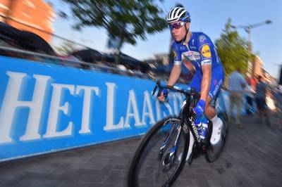 Jakobsen sprint naar ritwinst in eerste etappe BinckBank Tour