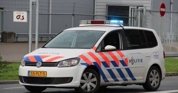 Politie rijdt auto-inbrekers klem op de A15