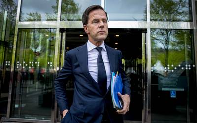 Premier Mark Rutte wacht zwaar debat over 'memogate'