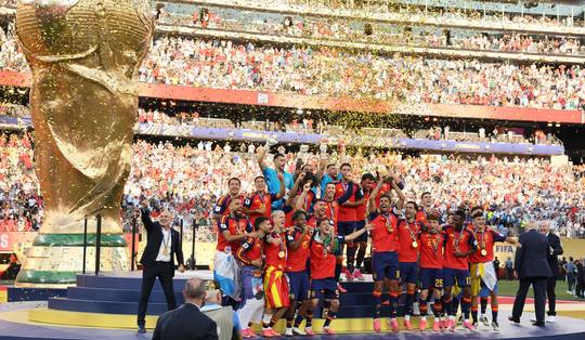 143 dwarsliggers op 211 FIFA-leden: opeens is Infantino de meerderheid voor zijn plan kwijt