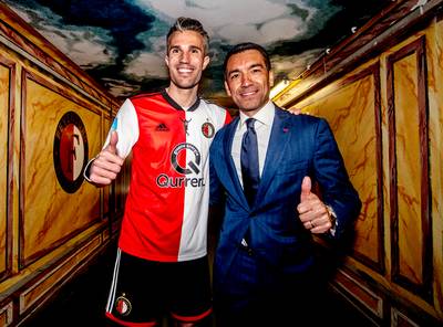 Van Persie na afscheidswedstrijd: ‘Ontzettend blij dat ik ben teruggekomen’