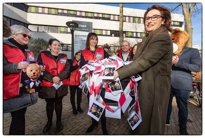 ‘Dwaze zaterdag’: personeel voert actie in de Bijenkorf