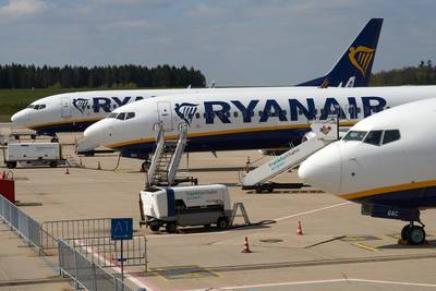 200 emplois au sein du personnel de cabine menacés chez Ryanair, le chiffre double