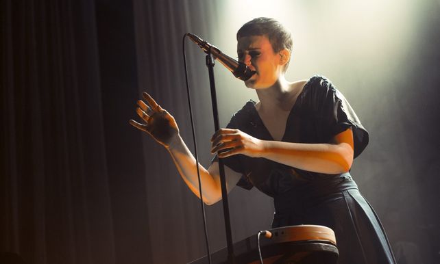 Recensie: Noémie Wolfs in Het Depot: veel kwaliteit ...