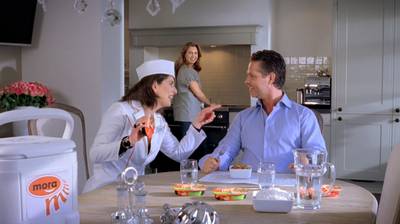 Partij kipkorns en Franse kazen uit de schappen gehaald