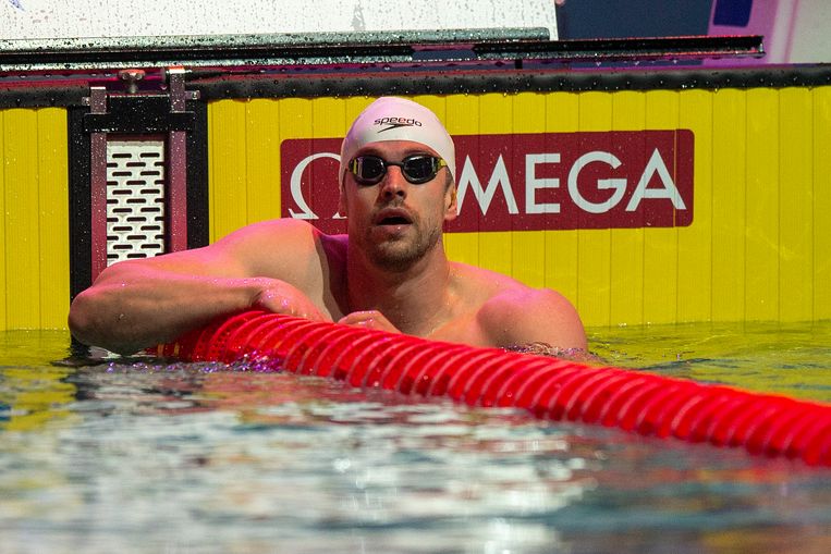 Topsporters gaan weer trainen: 'Allemaal in je eigen baan blijven' - Trouw