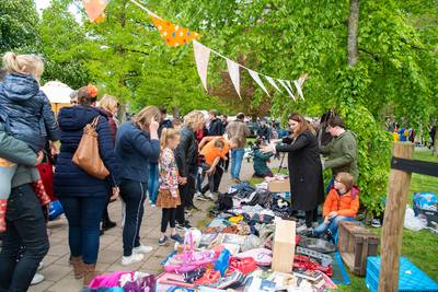 Feestvierders Koningsdag Apeldoorn behandeld na benauwdheidsklachten
