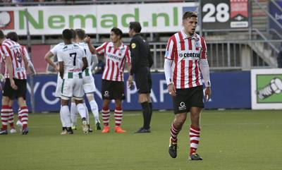 Veenhoven drie duels geschorst na doodschop Veldwijk