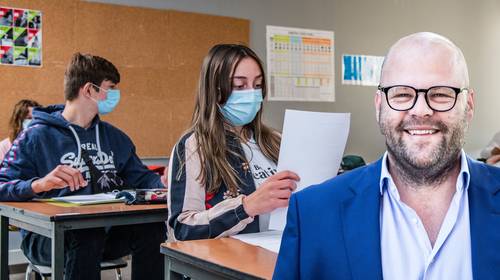 Onderwijsexpert Wouter Duyck: “Open scholen volledig. Of we gaan véél leerlingen kwijtraken”
