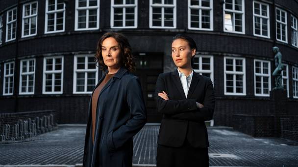 Maître Conti : Une femme, deux visages