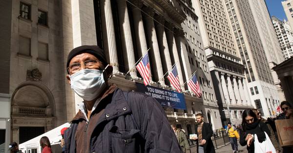 LEES TERUG | Chinese president brengt bezoek aan Wuhan en aantal doden boven de 4000 - Tubantia