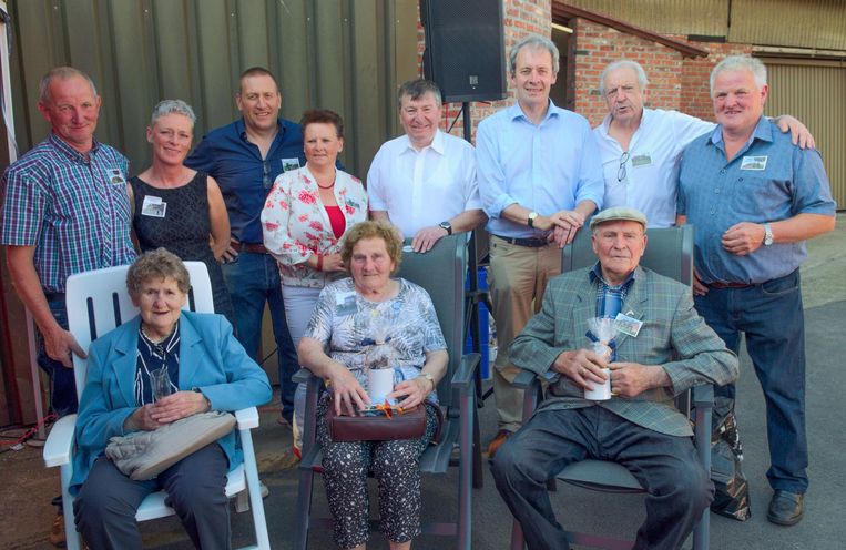 Bewoners Brandstraat vieren feest met José De Cauwer ...