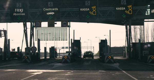 Popkoor uit Vogelwaarde neemt protestlied tegen tol tunnel op - BN DeStem