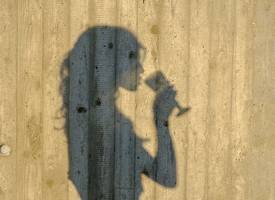 Déze signalen kunnen wijzen op een alcoholverslaving